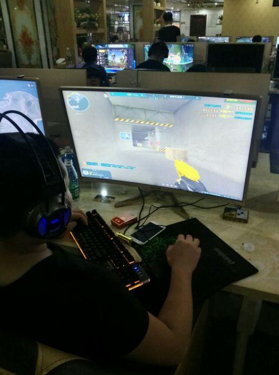 s1mple 将不会因参加 BLAST.tv Austin Major 2025 而获得贴纸